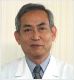 総院長（内科）　服部　輝彦